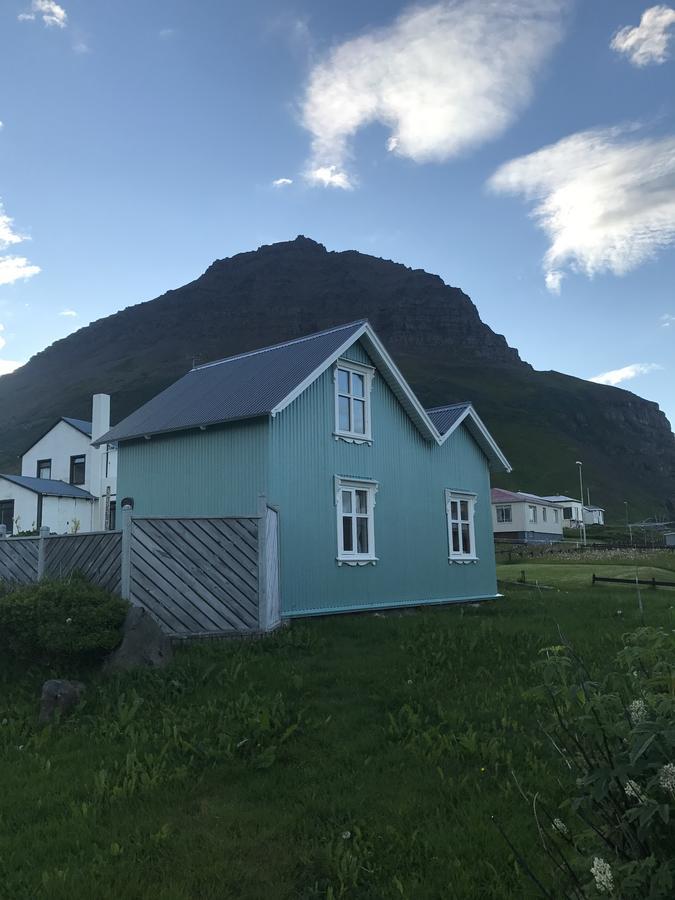 Villa The Little House Bolungarvík Esterno foto