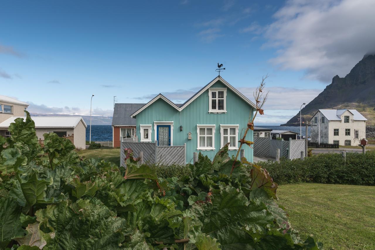 Villa The Little House Bolungarvík Esterno foto